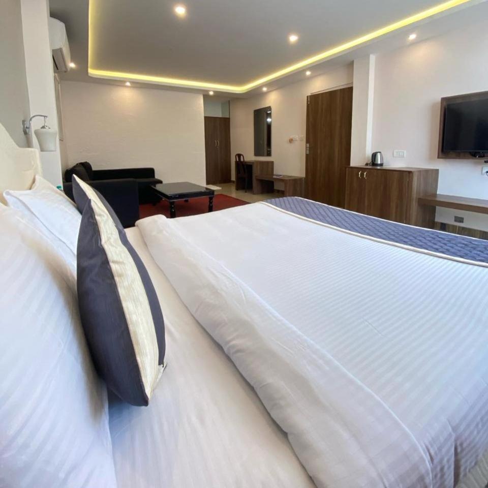 Montecarlo Hotel Mahábalipuram Kültér fotó